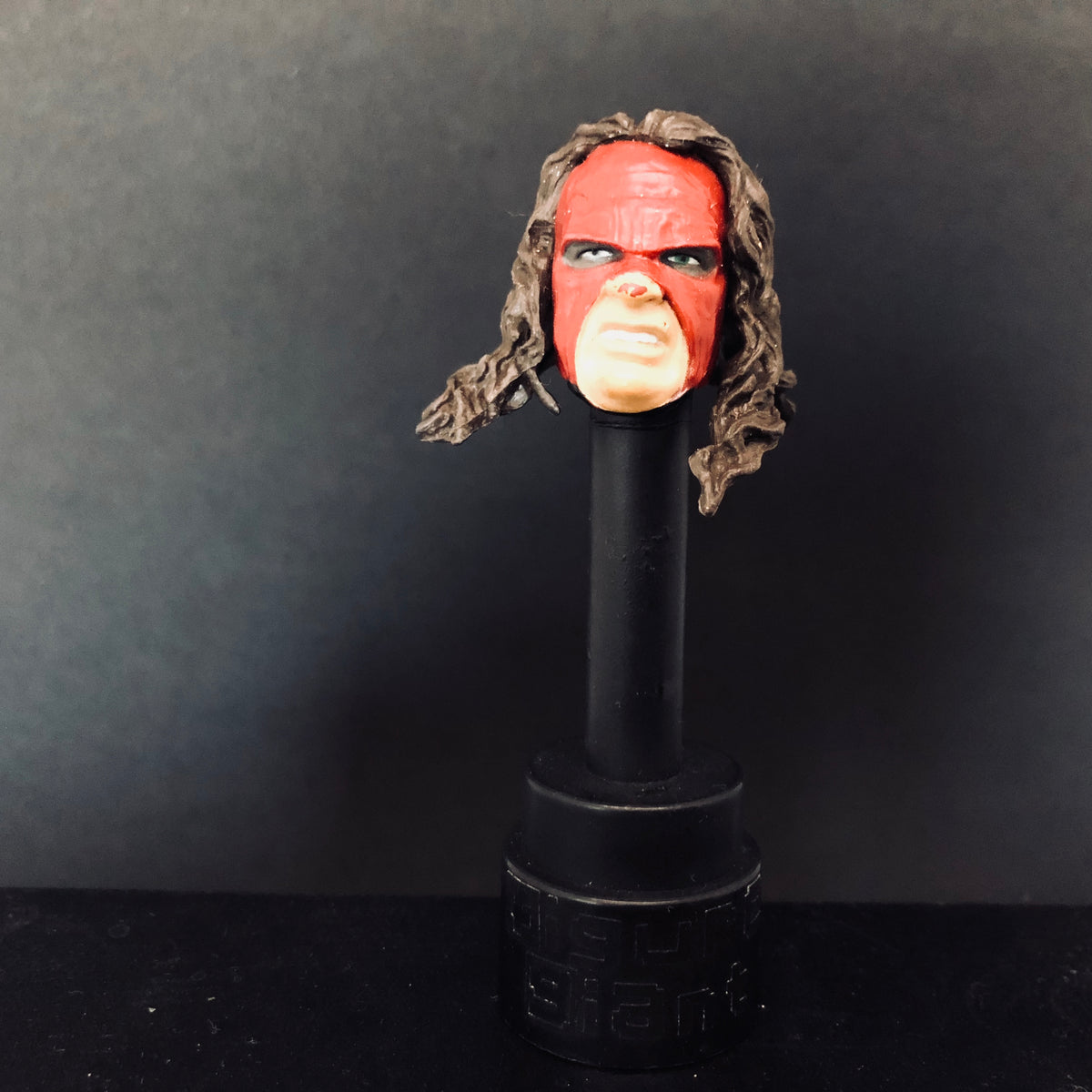 Kane – FIGURE GIANT