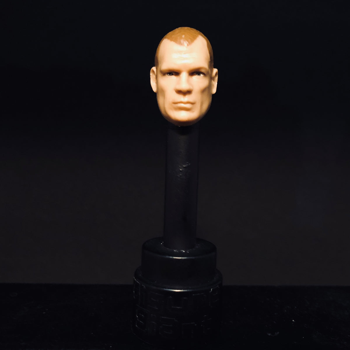 Kane (serious expression) – FIGURE GIANT